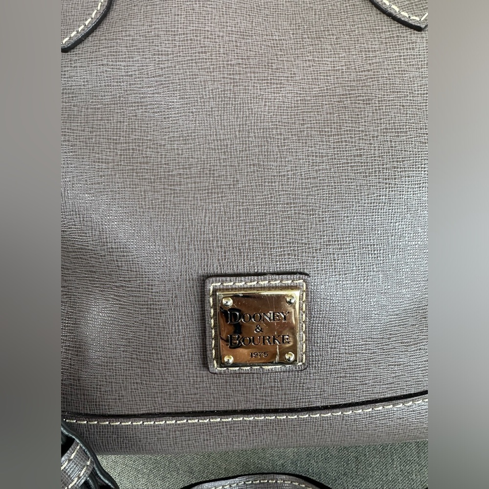 DOONEY & BOURKE Elephant SAFFIANO LEATHER ZIP ZIP SATCHEL - Picture 3 of 7